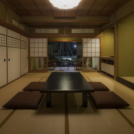 Hotel Yamanoo Kanazawa Esterno foto