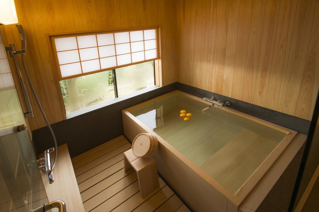 Hotel Yamanoo Kanazawa Esterno foto