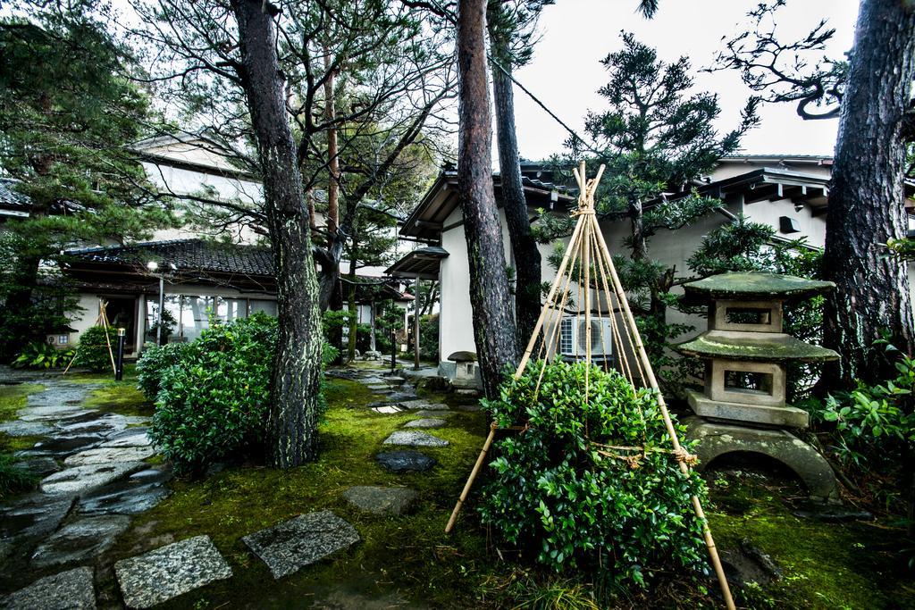 Hotel Yamanoo Kanazawa Esterno foto