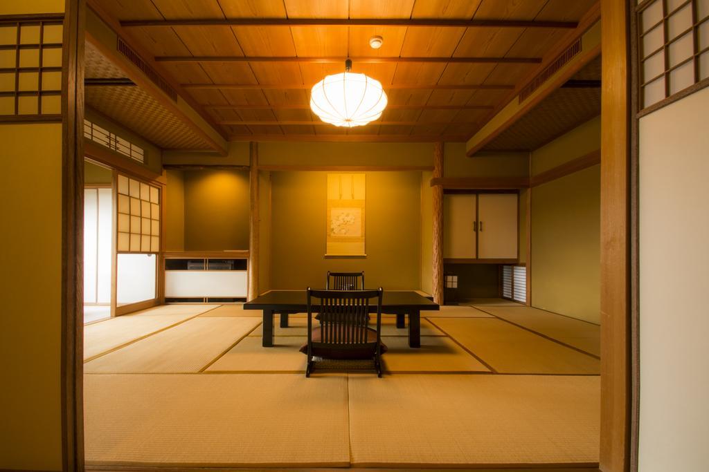 Hotel Yamanoo Kanazawa Esterno foto