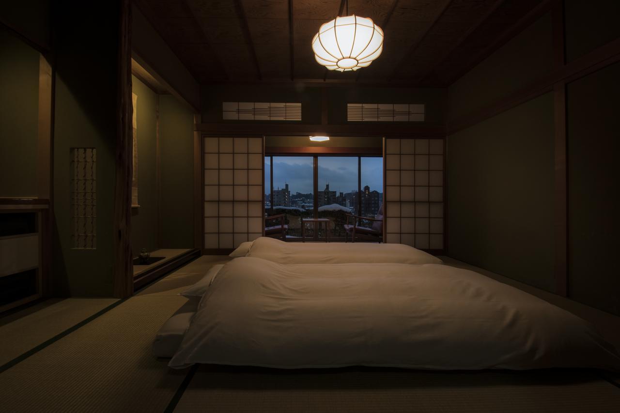 Hotel Yamanoo Kanazawa Esterno foto