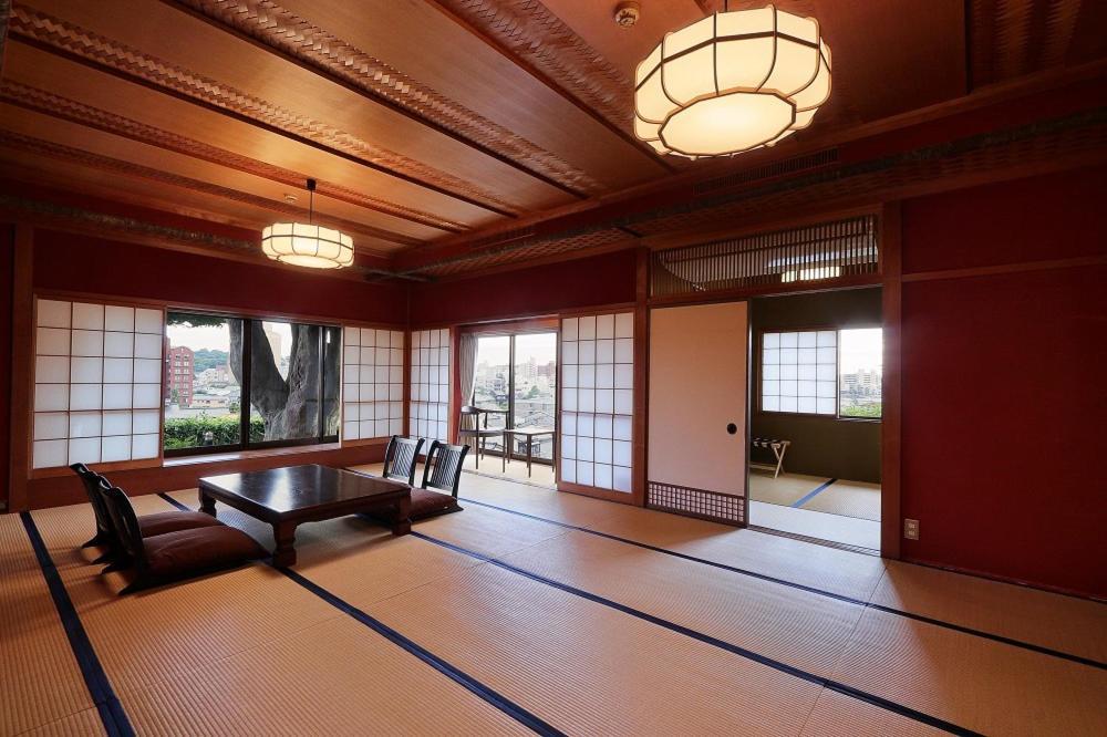 Hotel Yamanoo Kanazawa Esterno foto